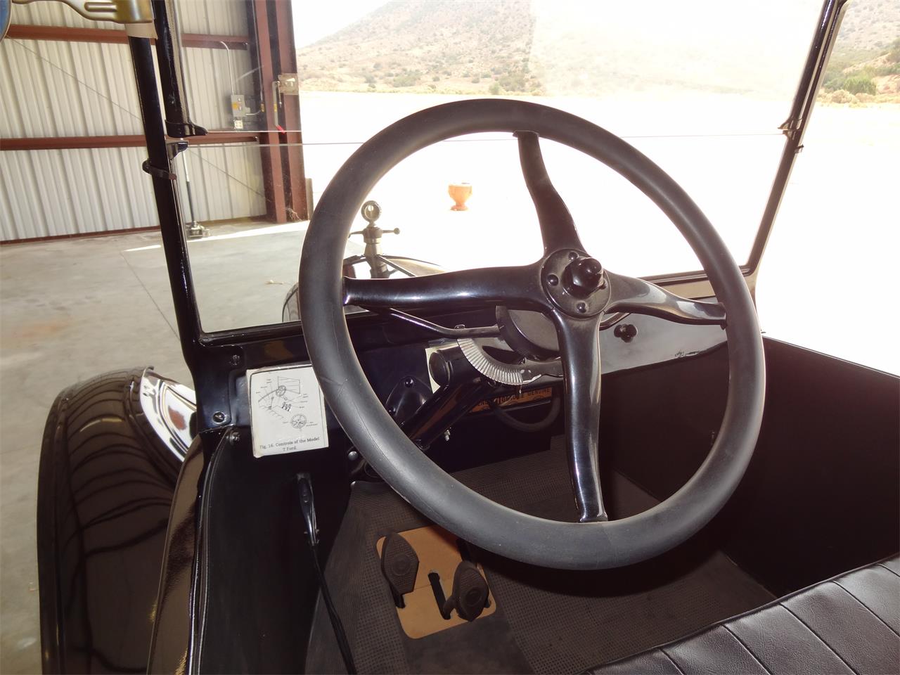 Ford-Model-t-1924-BLACK-BLACK-1