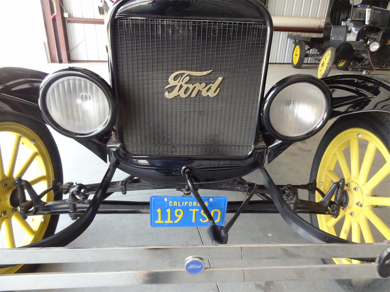 Ford-Model-t-1924-BLACK-BLACK-4