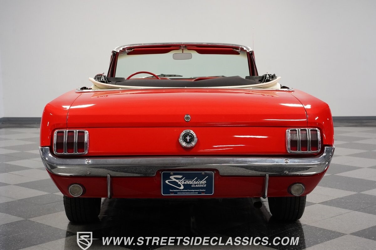 Ford-Mustang-1964-Convertible-10