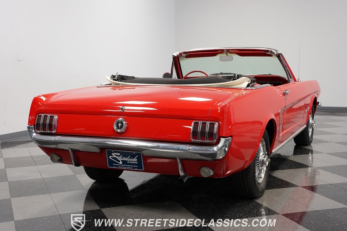 Ford-Mustang-1964-Convertible-11
