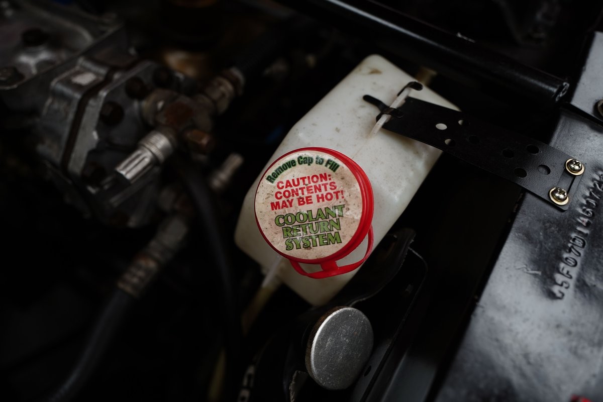 Ford-Mustang-1964-Coupe-35