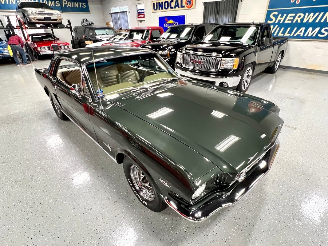 Ford-Mustang-1965-10