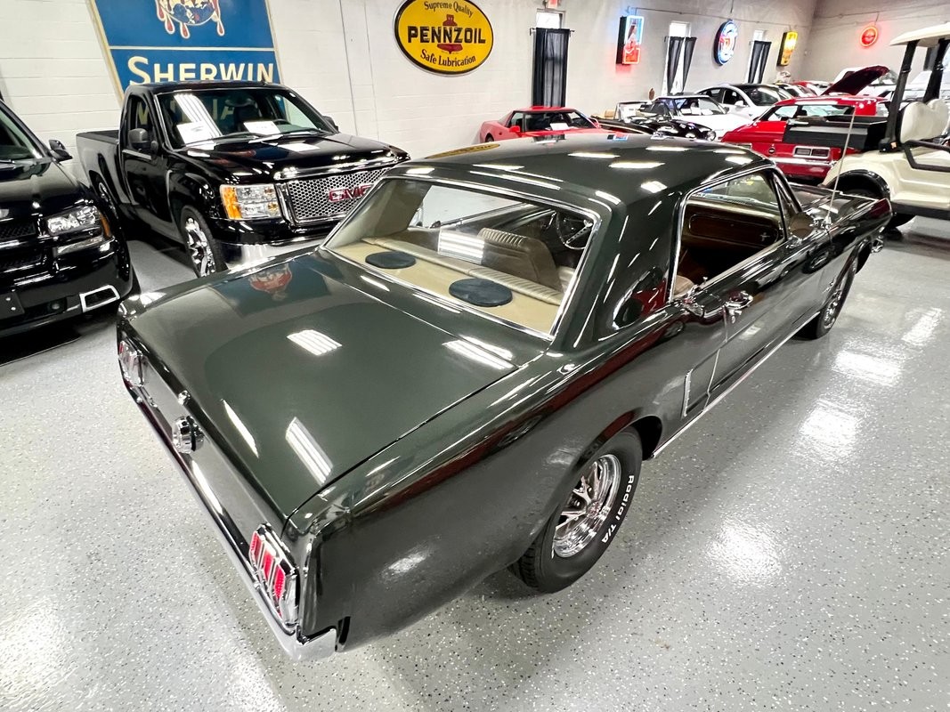 Ford-Mustang-1965-11