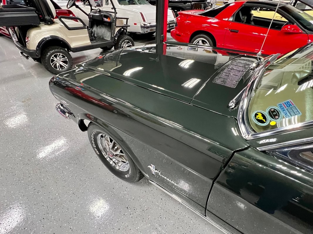 Ford-Mustang-1965-16