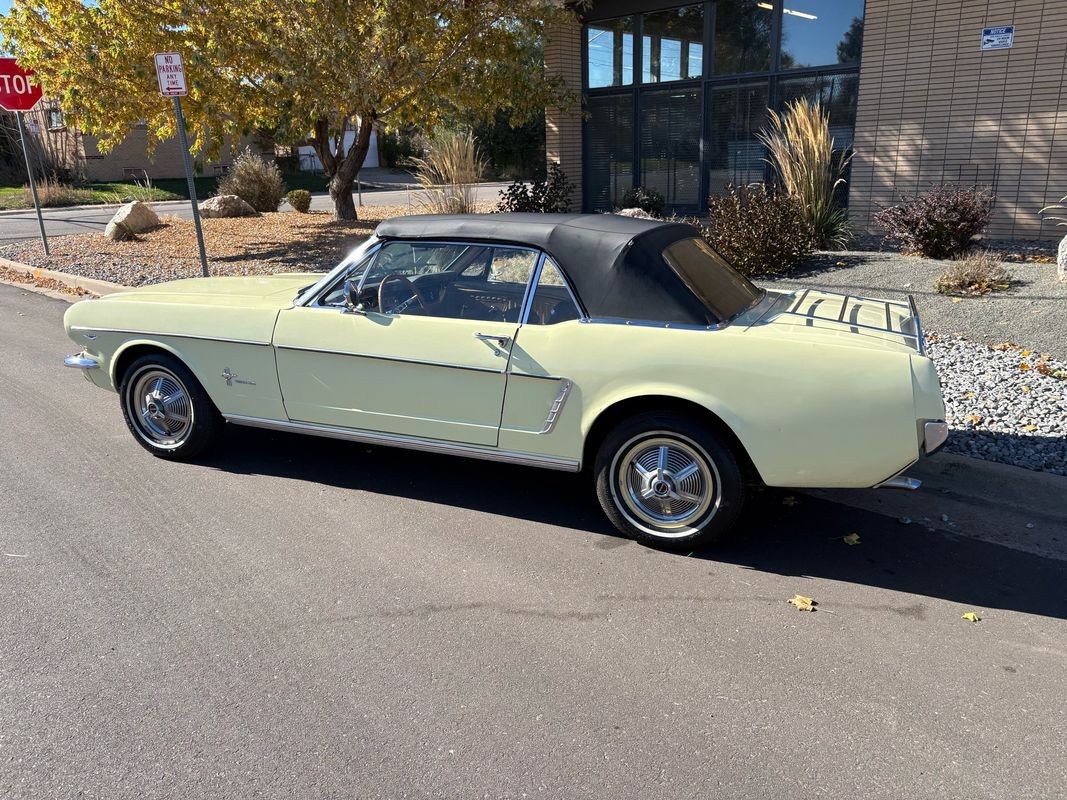 Ford-Mustang-1965-17