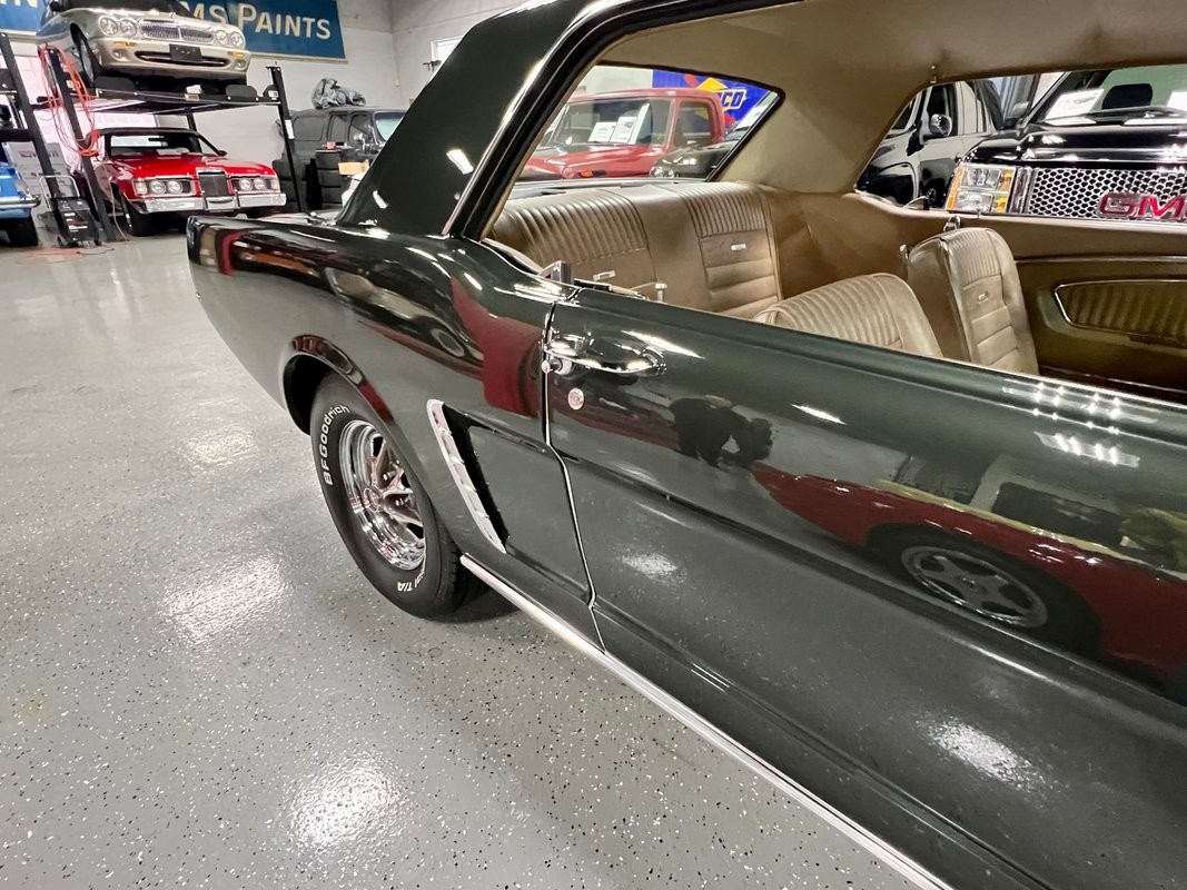 Ford-Mustang-1965-20