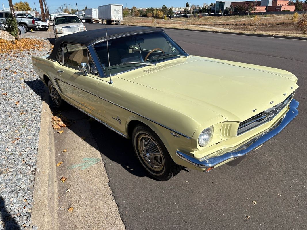 Ford-Mustang-1965-23