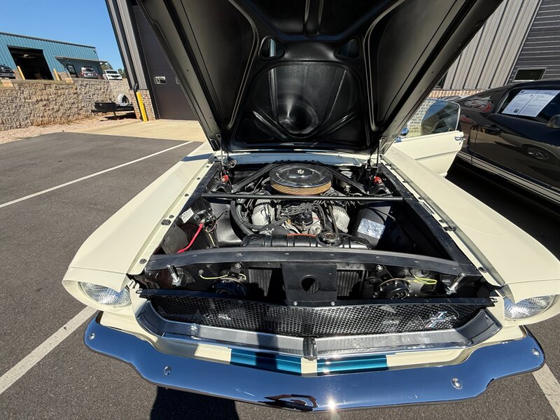 Ford-Mustang-1965-Black-Black-16