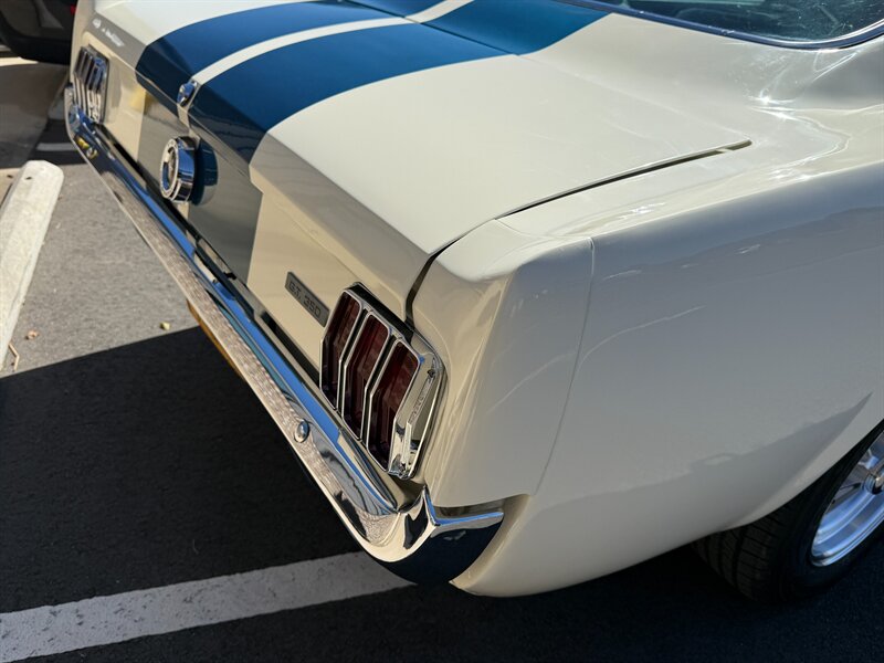 Ford-Mustang-1965-Black-Black-24