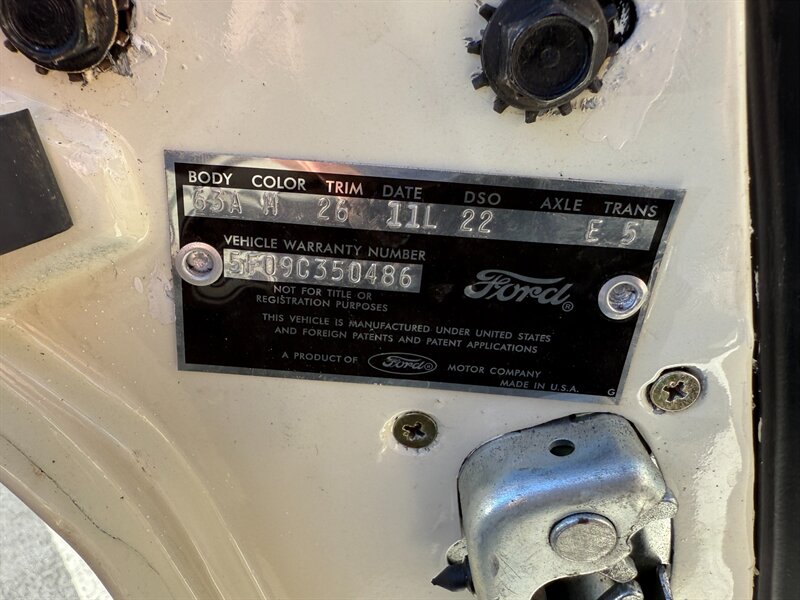 Ford-Mustang-1965-Black-Black-26