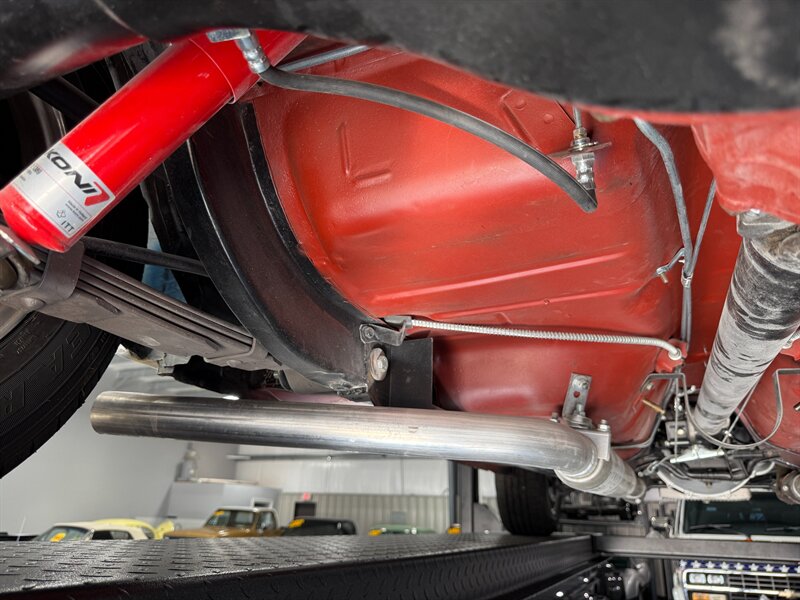 Ford-Mustang-1965-Black-Black-47