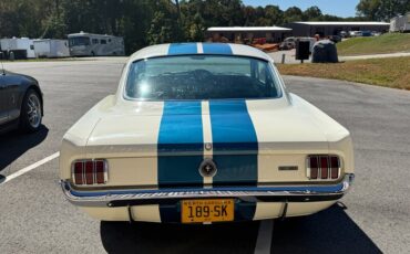 Ford-Mustang-1965-Black-Black-7