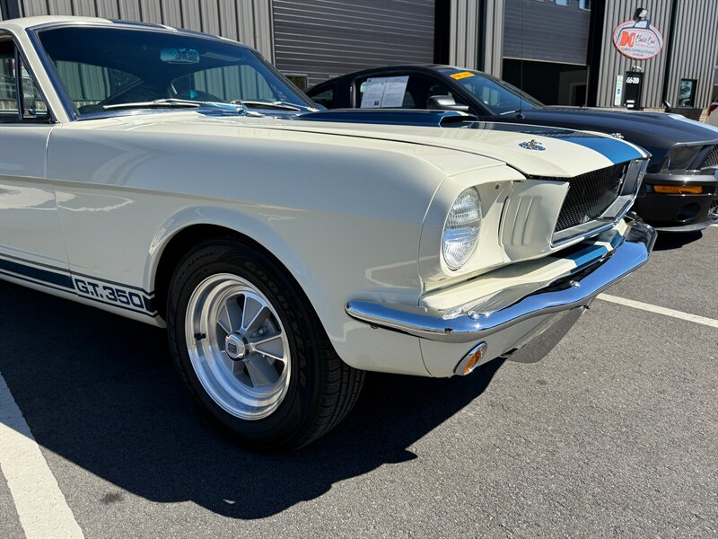 Ford-Mustang-1965-Black-Black-9