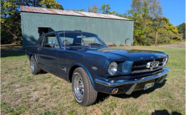Ford-Mustang-1965-Caspian-Blue-Black
