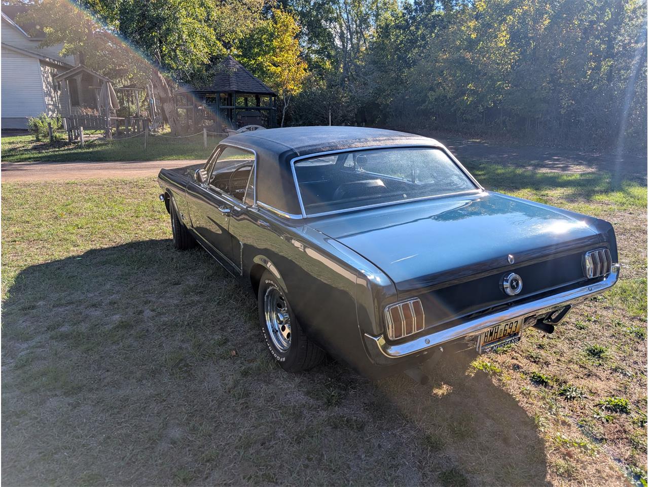 Ford-Mustang-1965-Caspian-Blue-Black-8