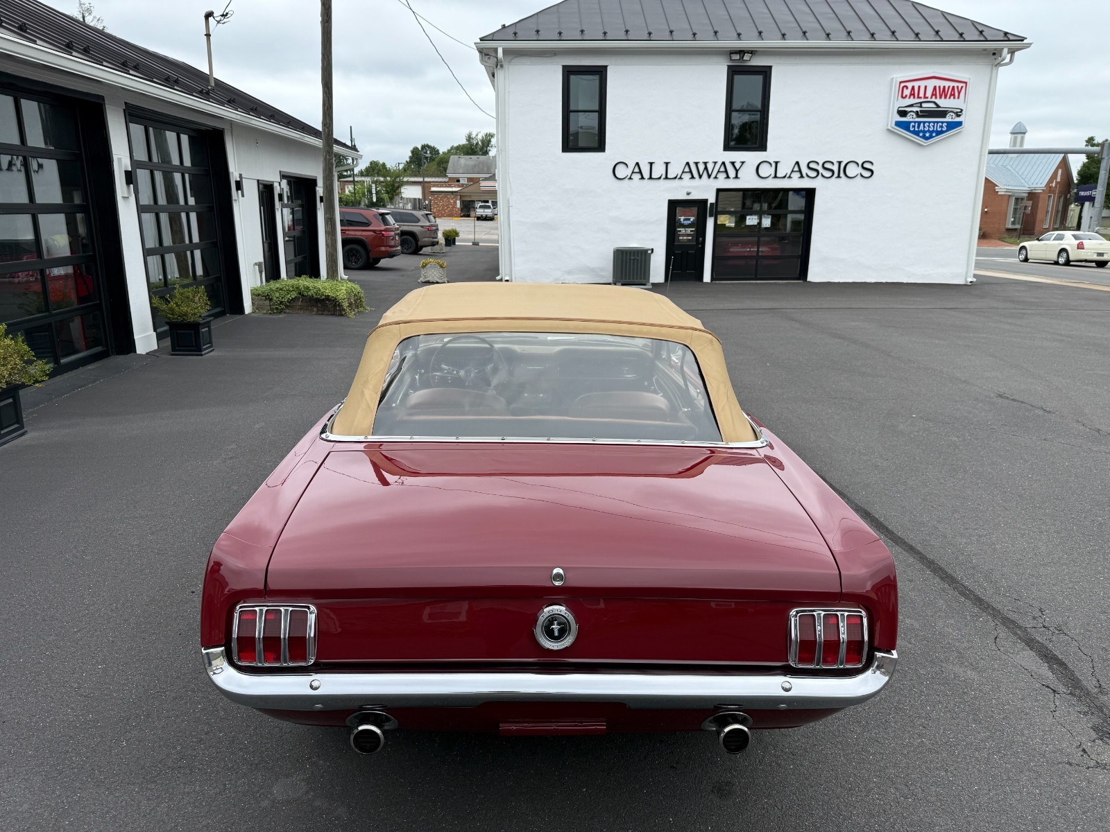 Ford-Mustang-1965-Convertible-13