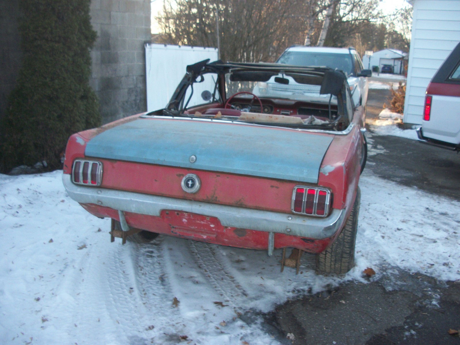 Ford-Mustang-1965-Convertible-3