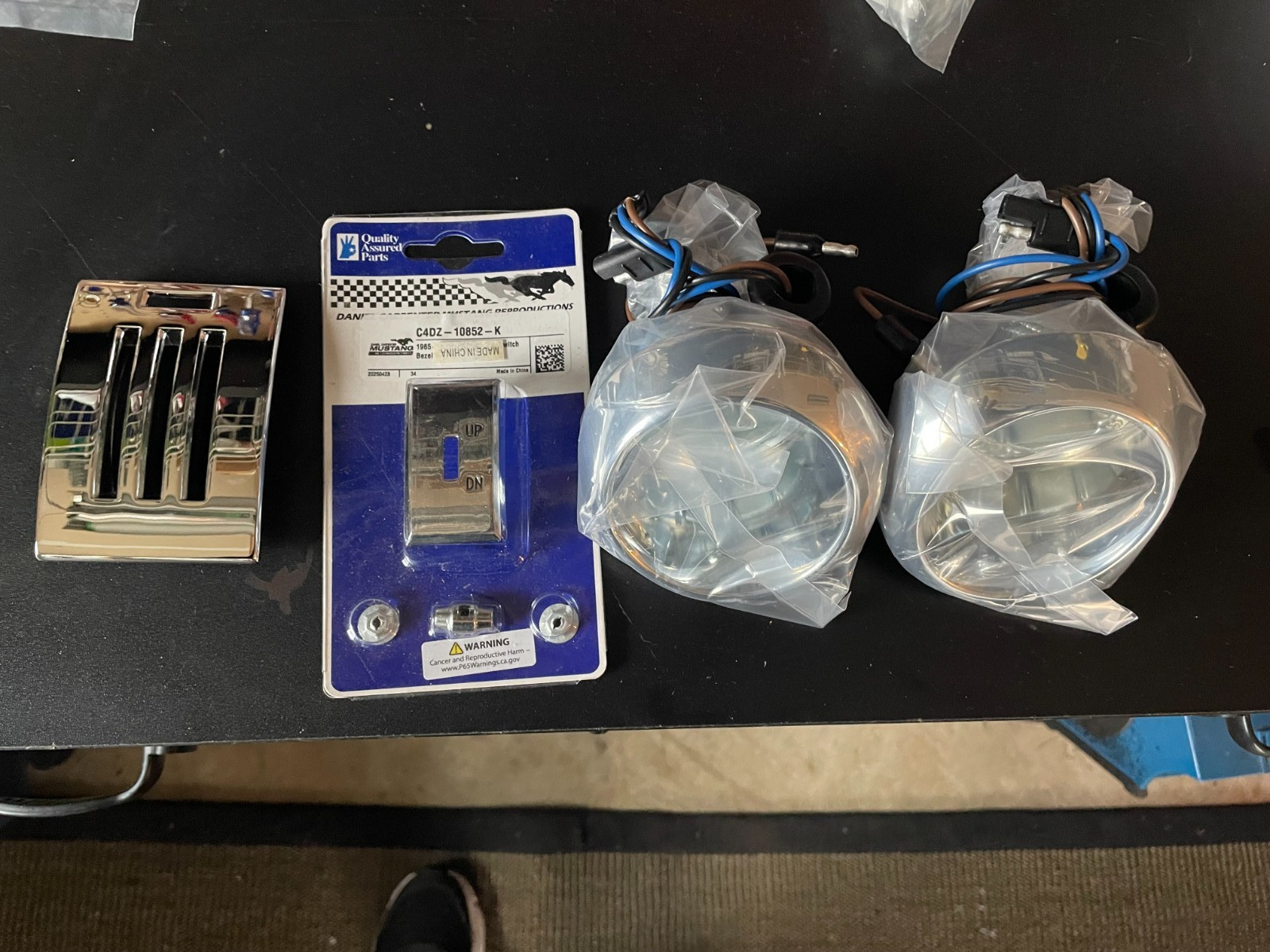 Ford-Mustang-1965-Convertible-38