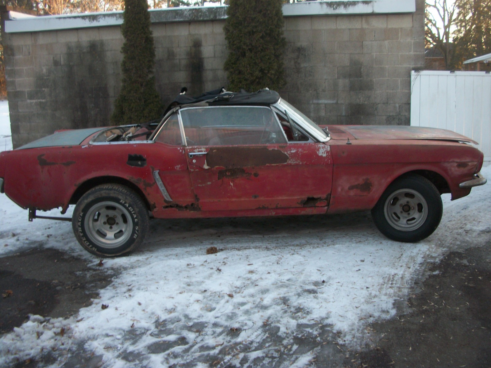 Ford-Mustang-1965-Convertible