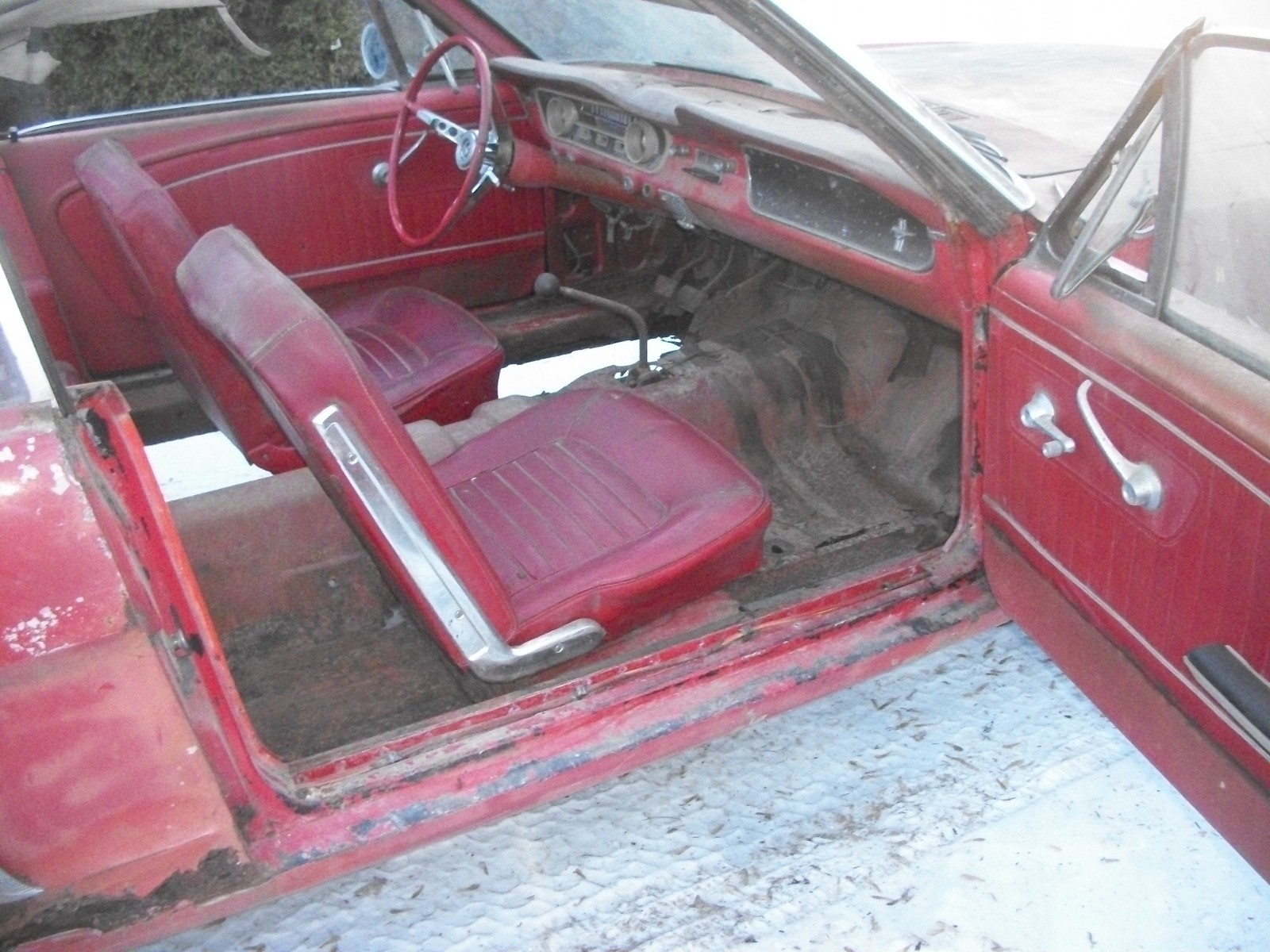 Ford-Mustang-1965-Convertible-6