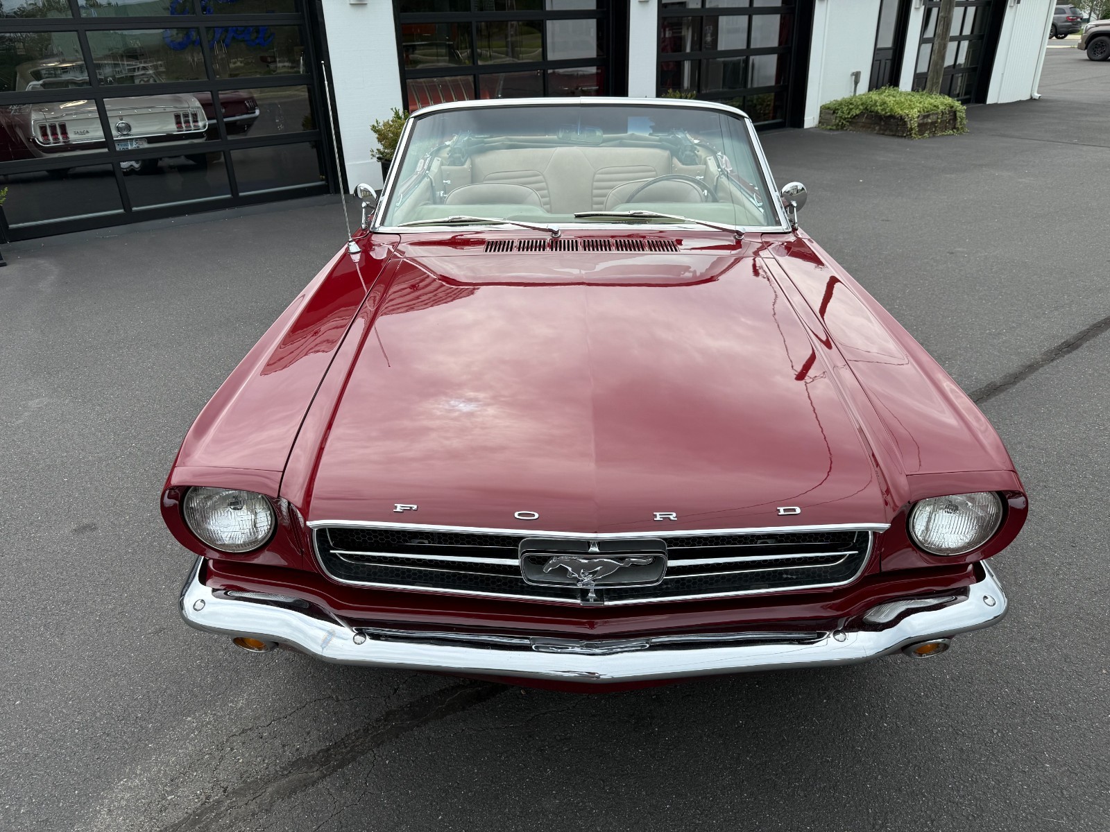 Ford-Mustang-1965-Convertible-6