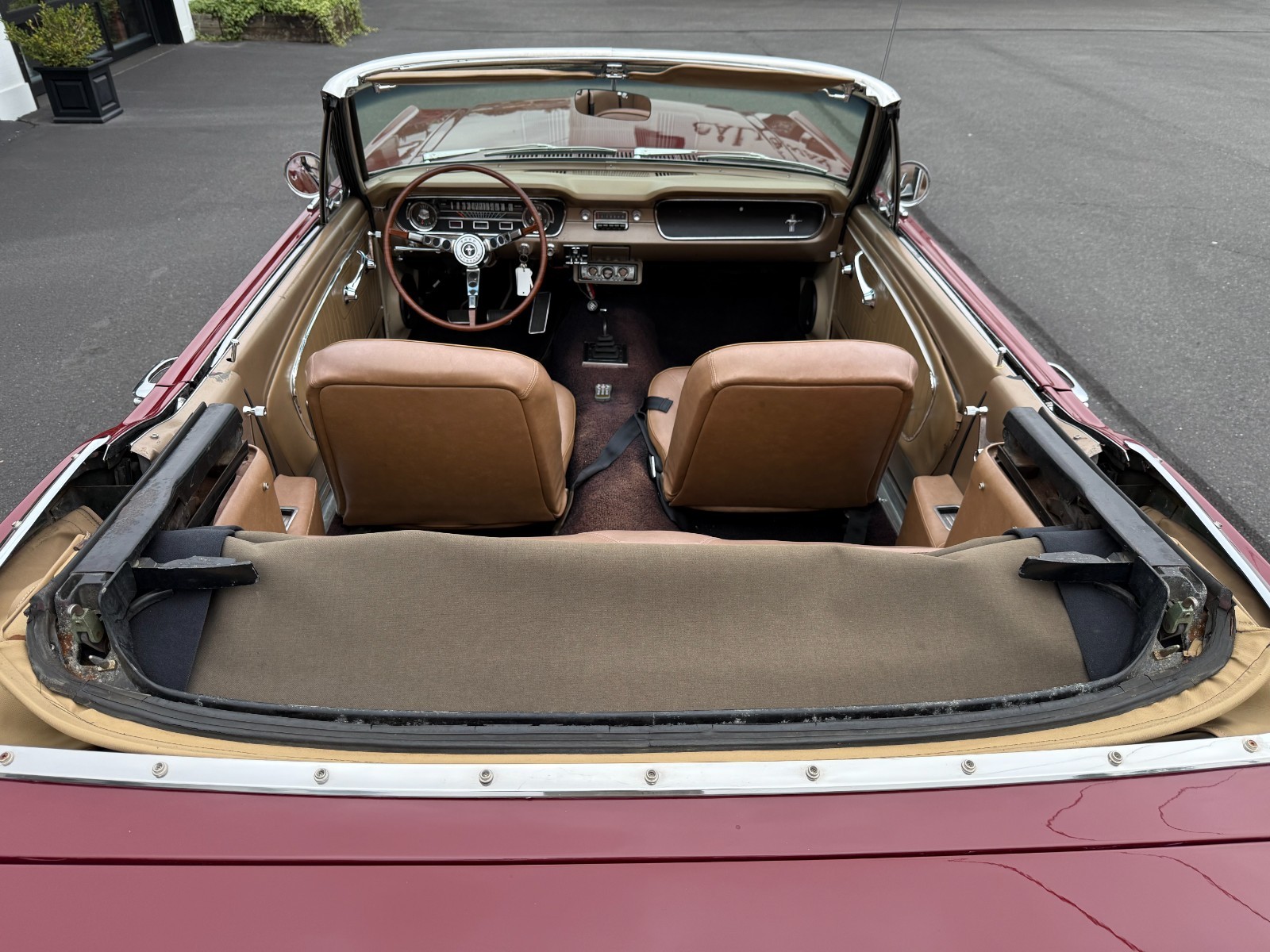 Ford-Mustang-1965-Convertible-7