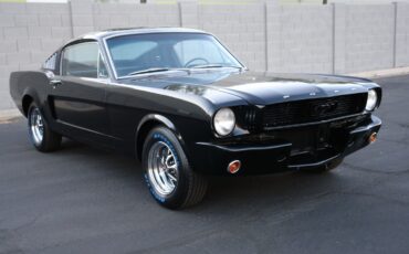 Ford-Mustang-1965-Coupe-11