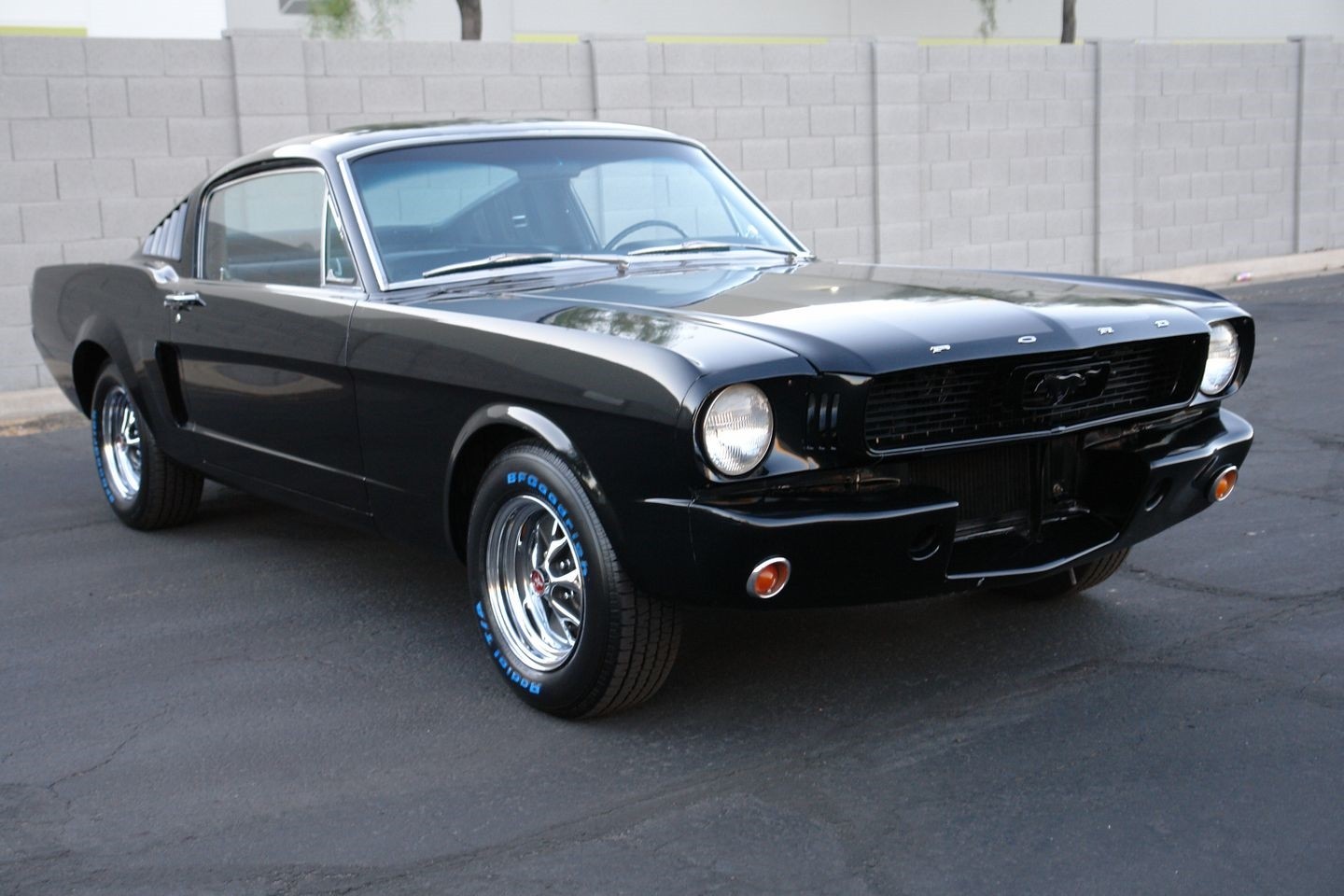 Ford-Mustang-1965-Coupe-11