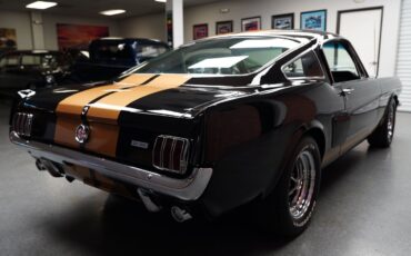 Ford-Mustang-1965-Coupe-14