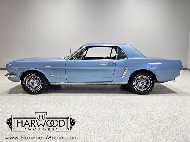 Ford-Mustang-1965-Coupe-2