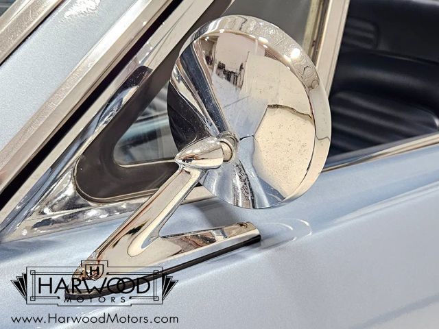 Ford-Mustang-1965-Coupe-21