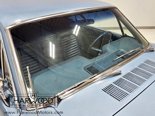 Ford-Mustang-1965-Coupe-24