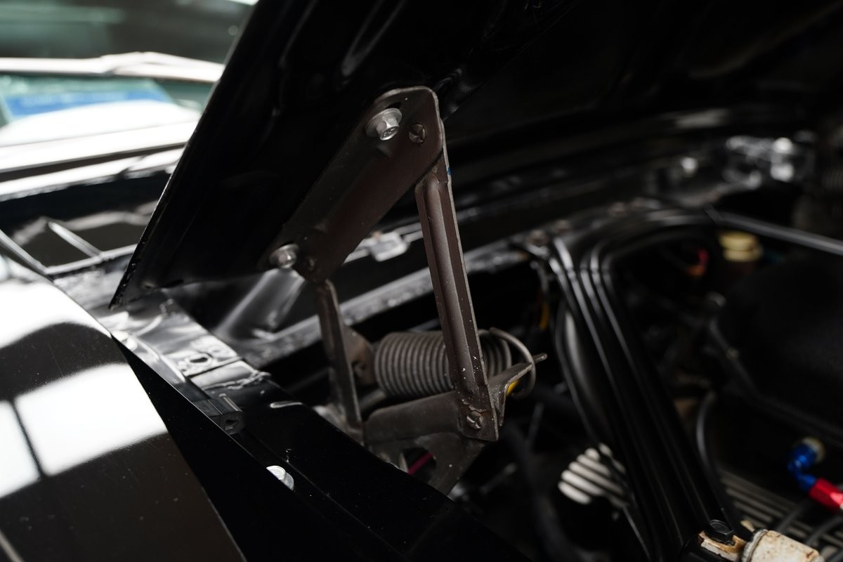 Ford-Mustang-1965-Coupe-25