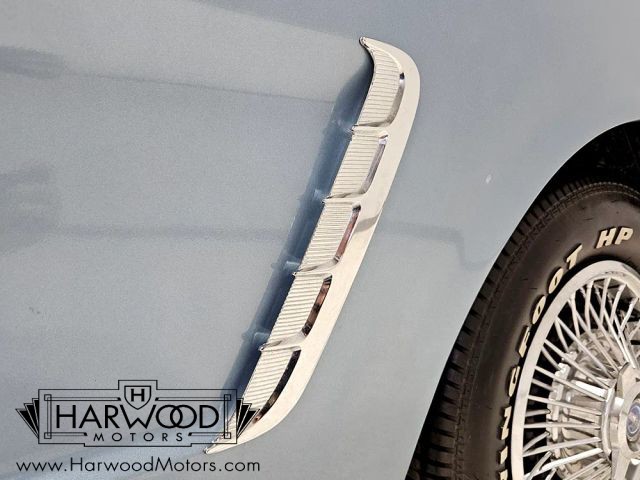 Ford-Mustang-1965-Coupe-27