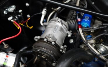 Ford-Mustang-1965-Coupe-28