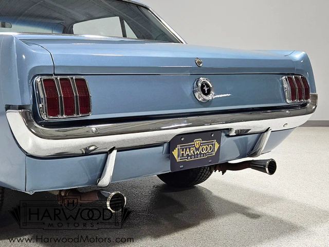 Ford-Mustang-1965-Coupe-32