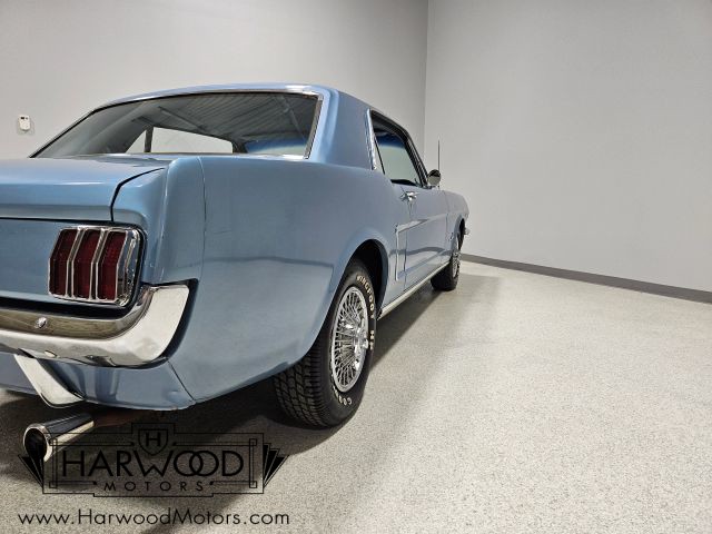 Ford-Mustang-1965-Coupe-34