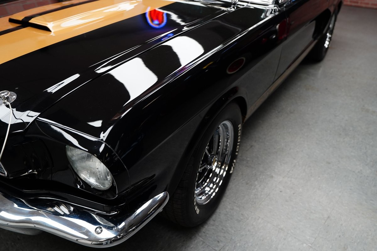 Ford-Mustang-1965-Coupe-37