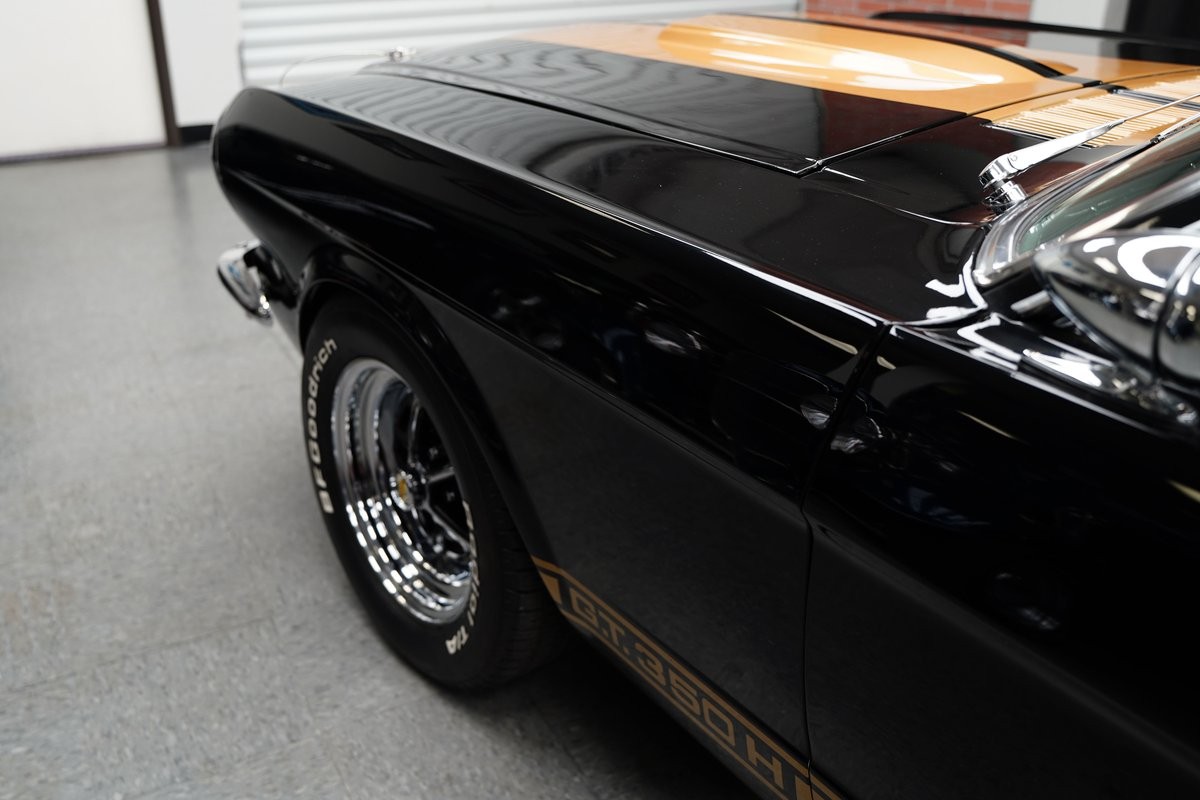 Ford-Mustang-1965-Coupe-38