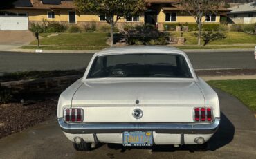 Ford-Mustang-1965-Coupe-6