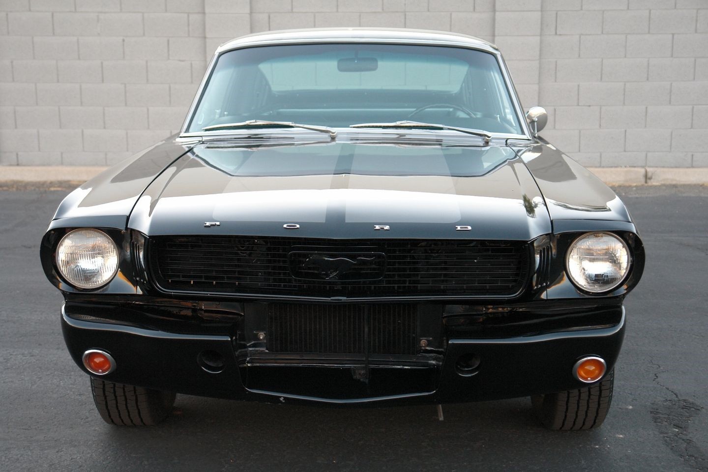 Ford-Mustang-1965-Coupe-8