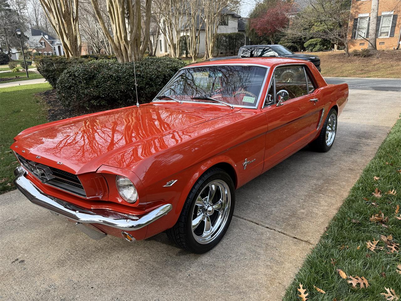Ford-Mustang-1965-Rangoon-Red-Red-1
