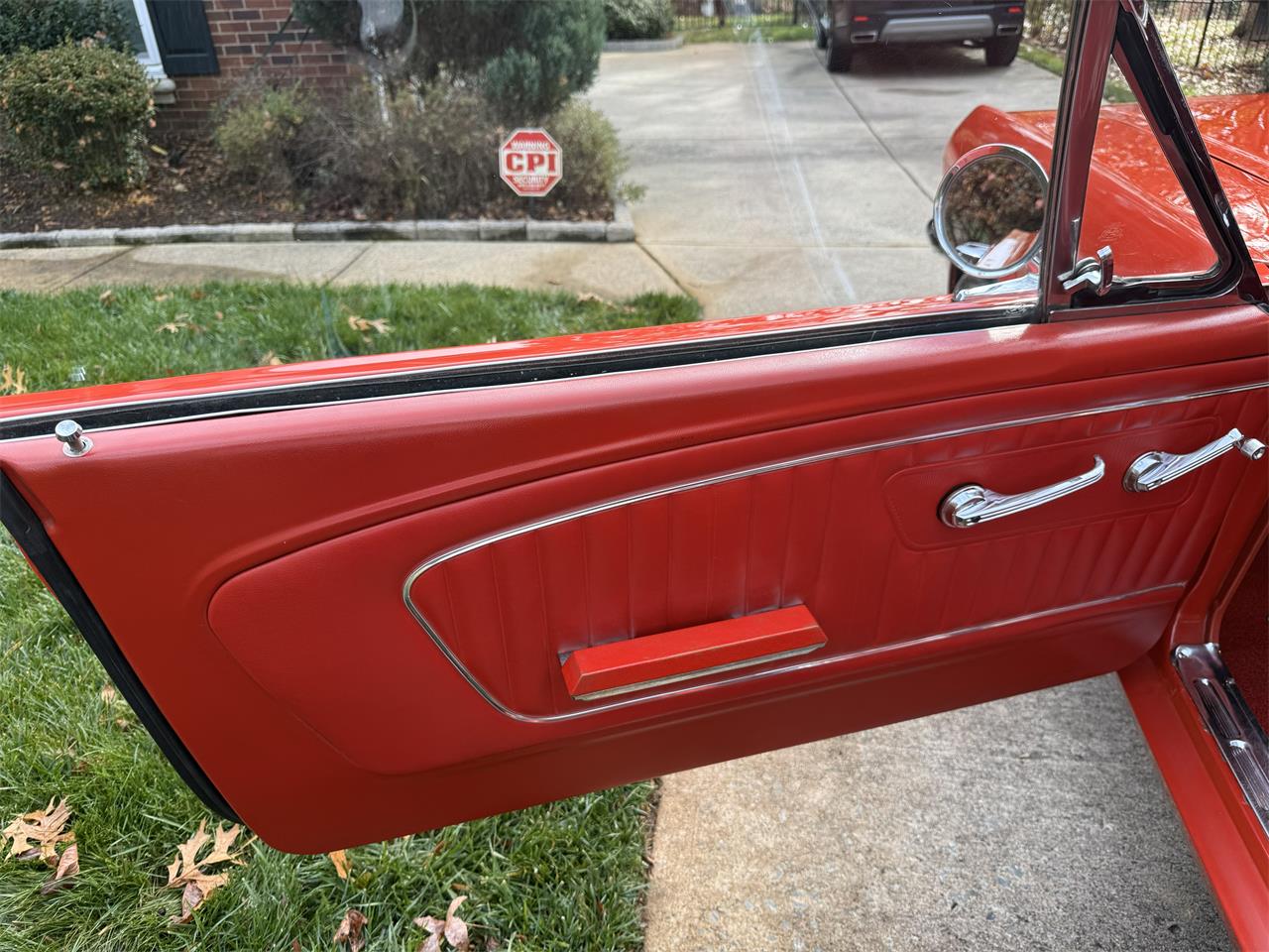 Ford-Mustang-1965-Rangoon-Red-Red-27