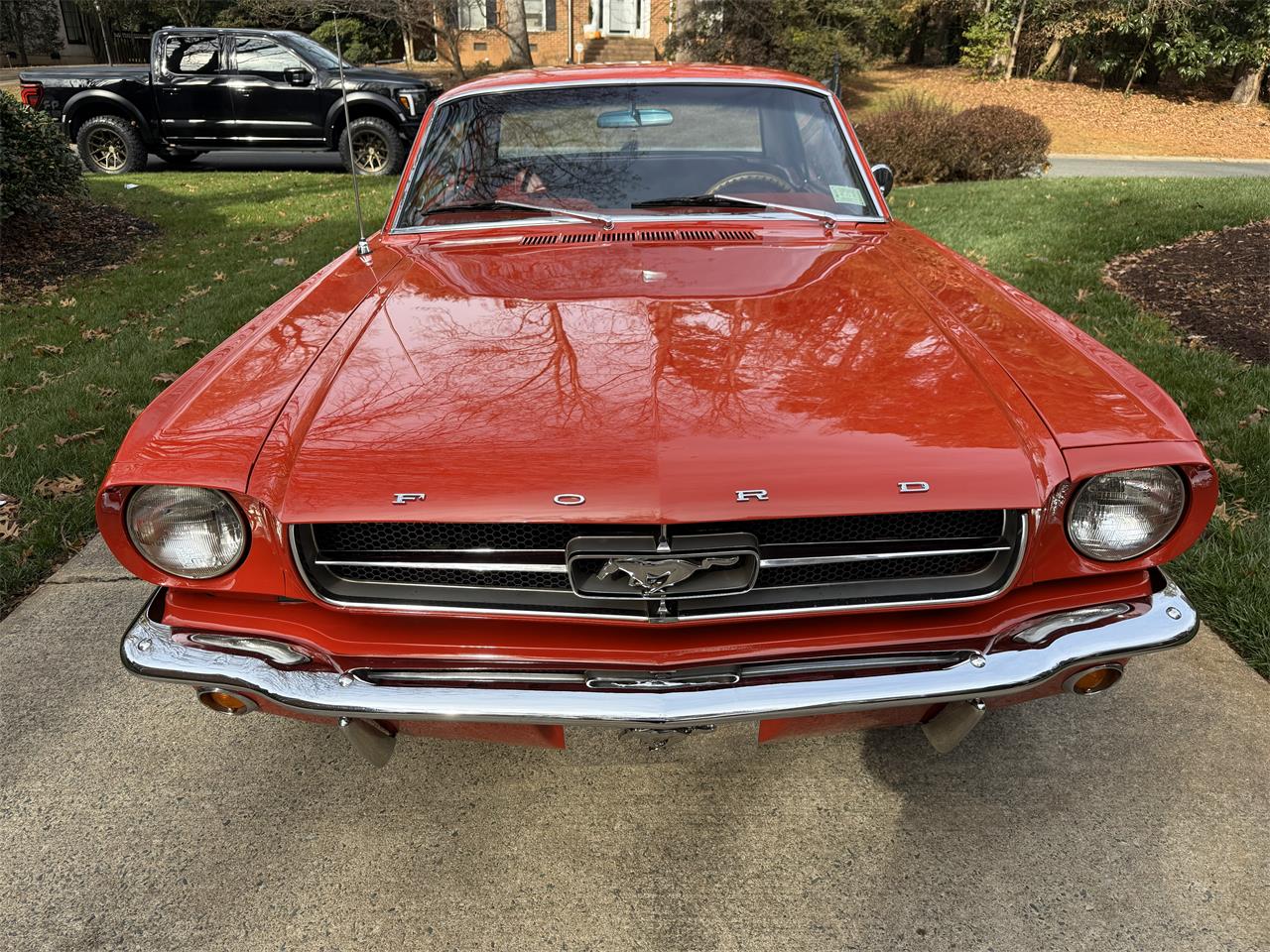 Ford-Mustang-1965-Rangoon-Red-Red-3