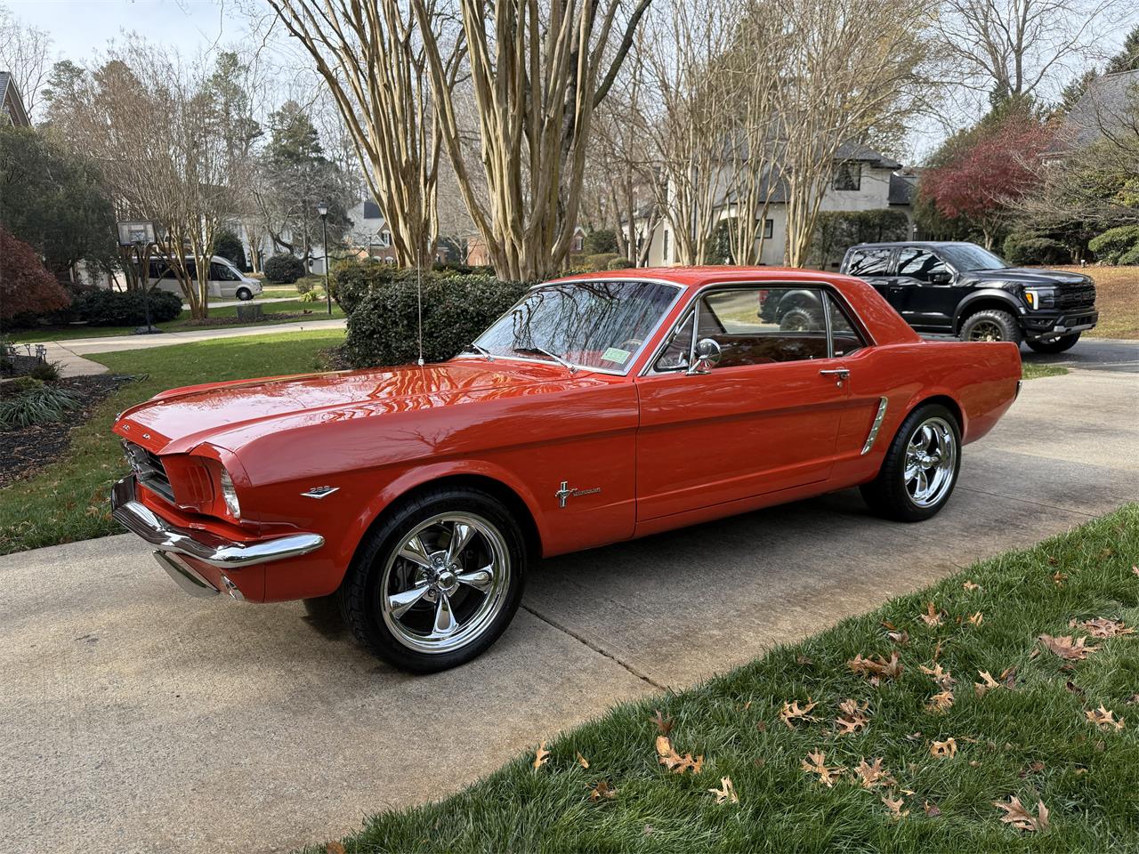 Ford-Mustang-1965-Rangoon-Red-Red