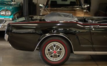 Ford-Mustang-1966-2-Door-Convertible-1