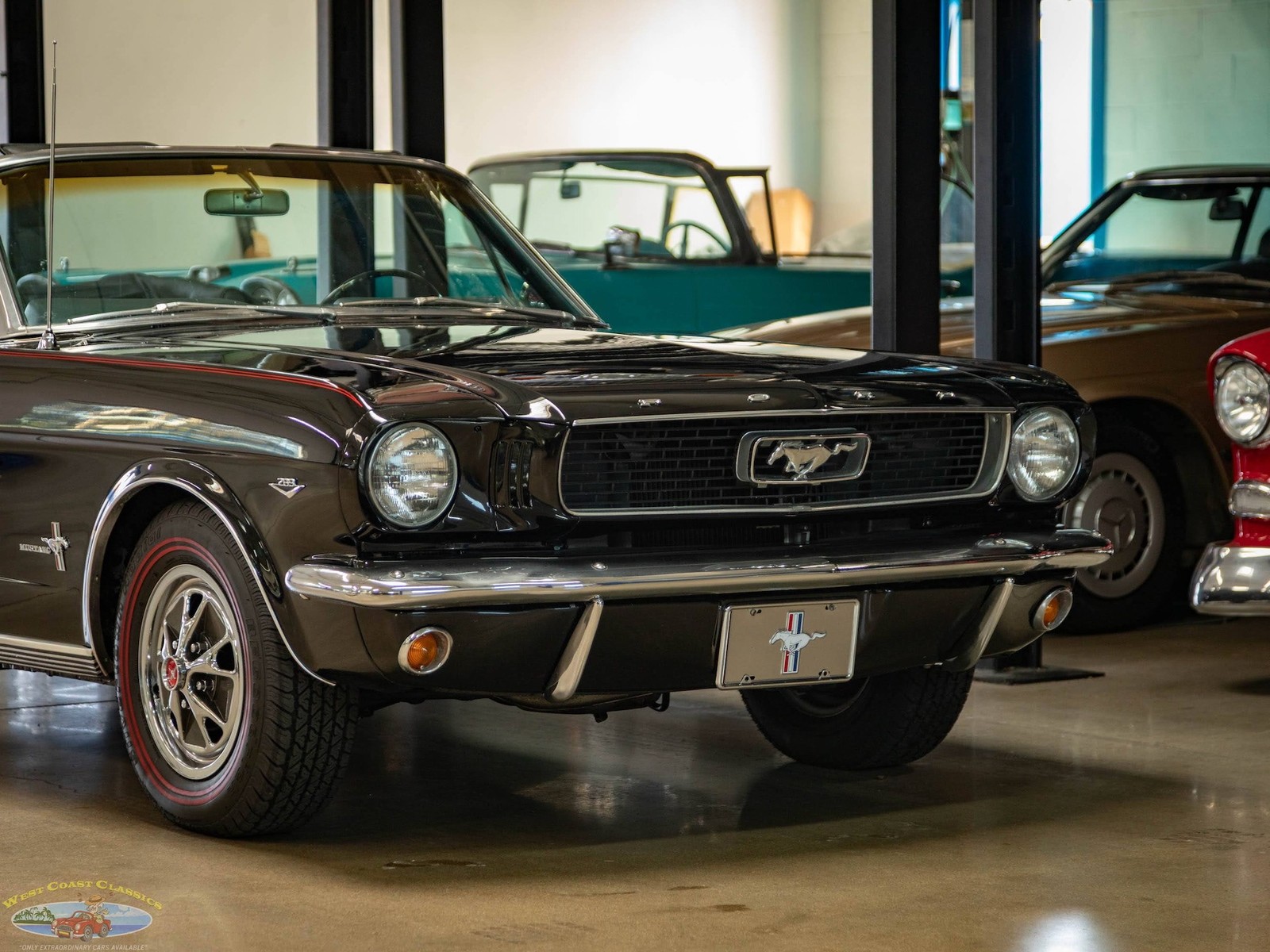 Ford-Mustang-1966-2-Door-Convertible-12