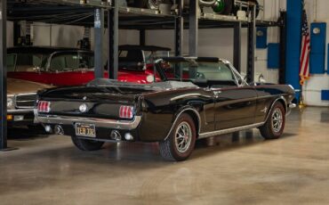 Ford-Mustang-1966-2-Door-Convertible-24