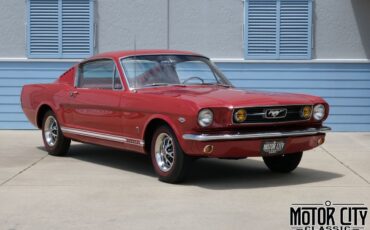 Ford-Mustang-1966
