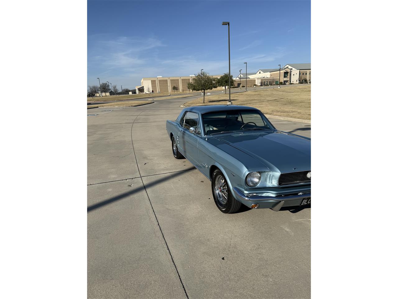 Ford-Mustang-1966-Blue-Blue-and-white-14